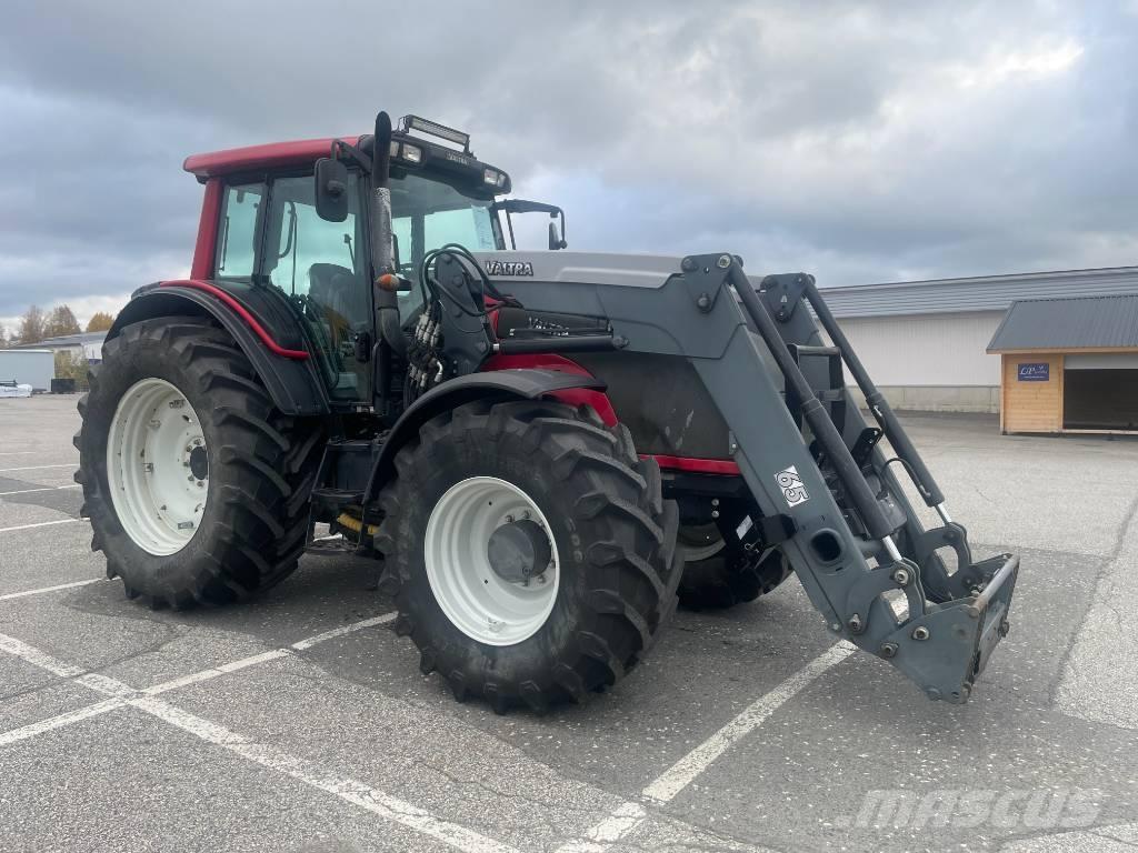 Valtra T 131 Tractoare