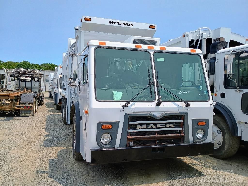 Mack LEU 613 Camion de deseuri