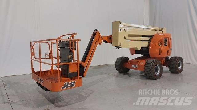 JLG 450 AJ Nacele cu brat articulat