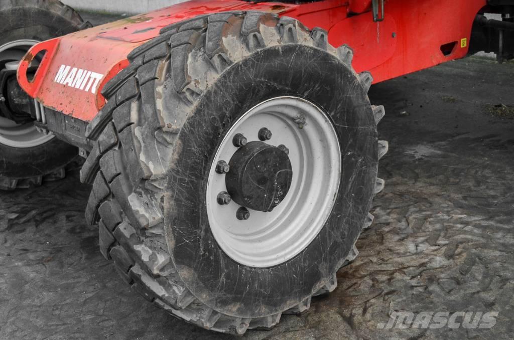 Manitou 200 ATJ Nacele cu brat articulat
