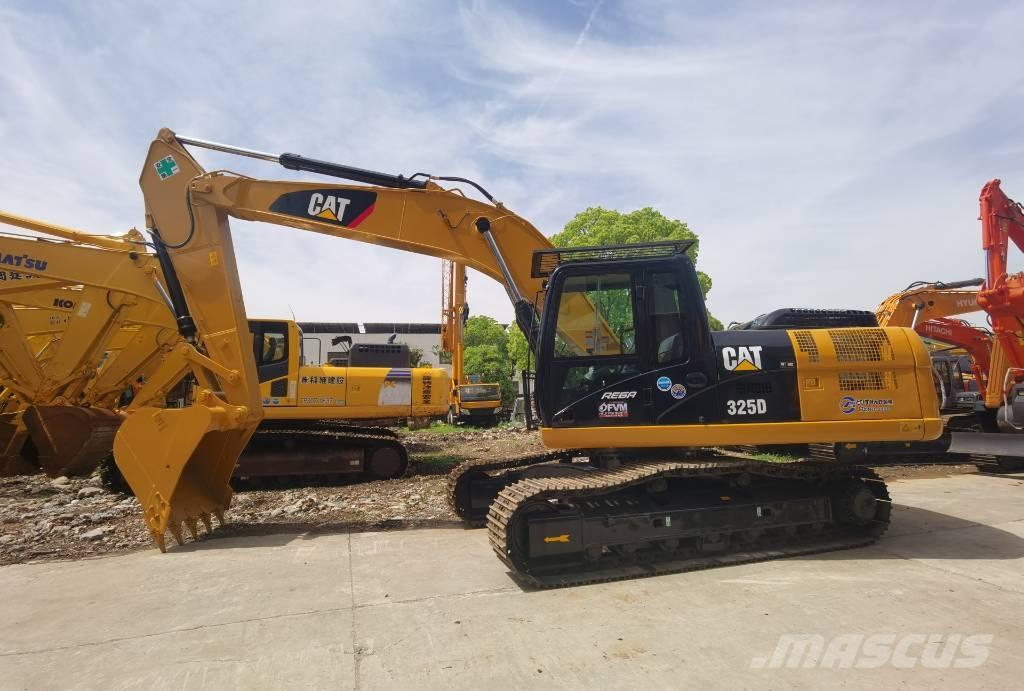 CAT 325D Excavatoare pe șenile
