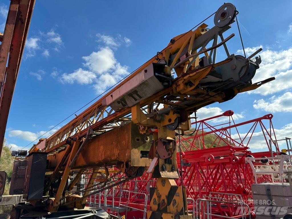 Liebherr 27 TT Self erecting cranes