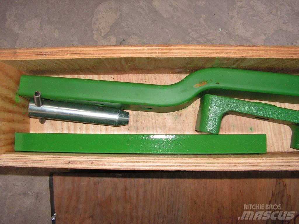 John Deere 6910 Sasiuri si suspensii