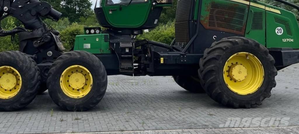 John Deere 1270 E Combine forestiere