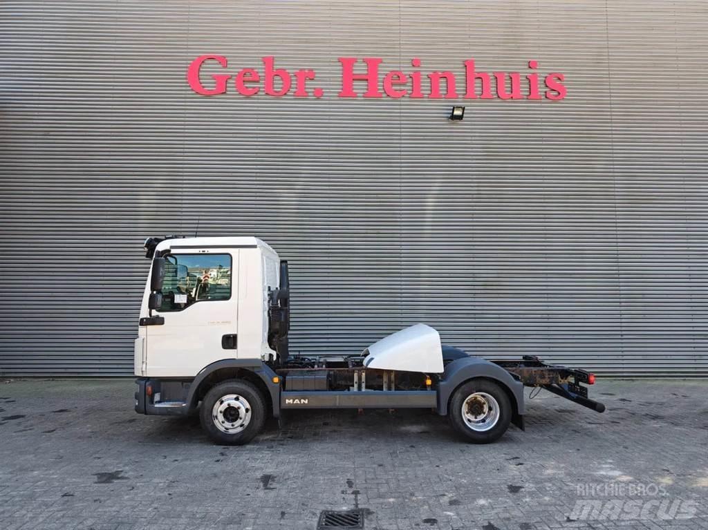 MAN 4x2 Euro 6 Camion cabina sasiu