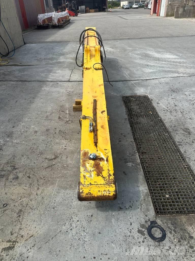 Komatsu PC 180-6 Excavatoare pe șenile
