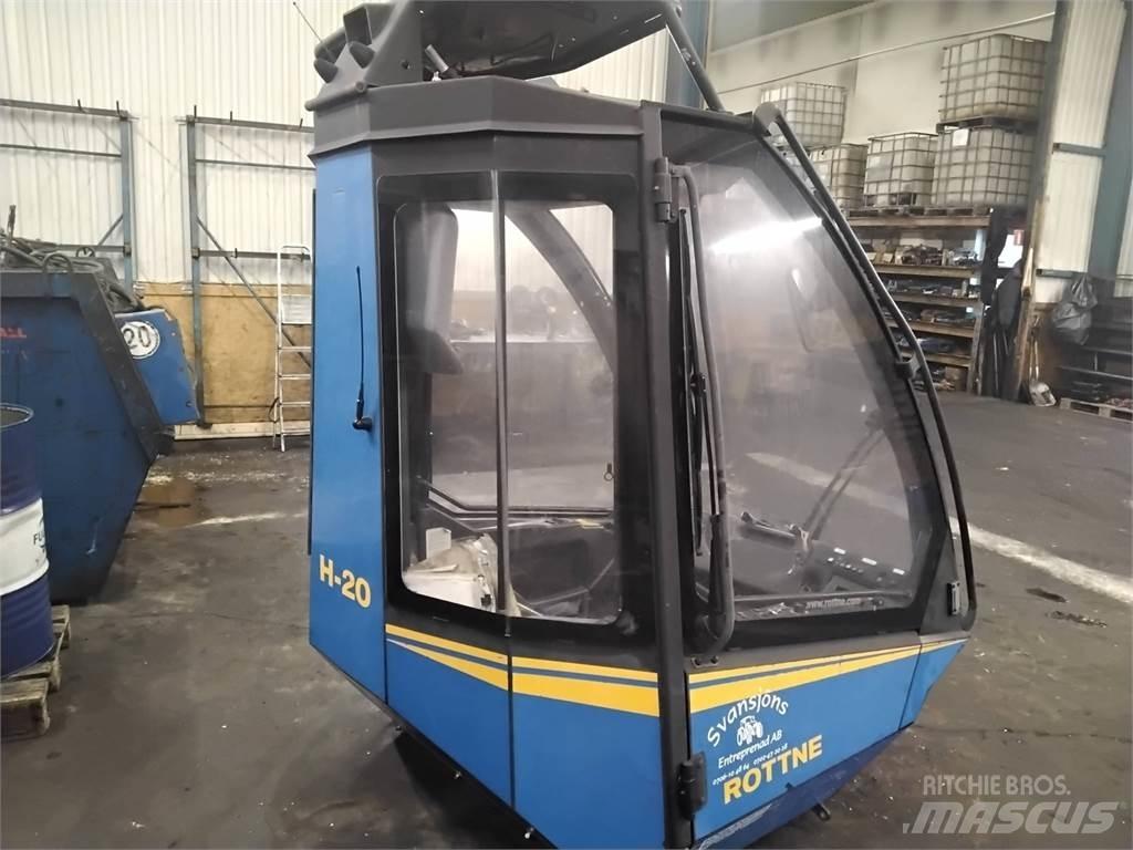 Rottne H20 Cabine si interior
