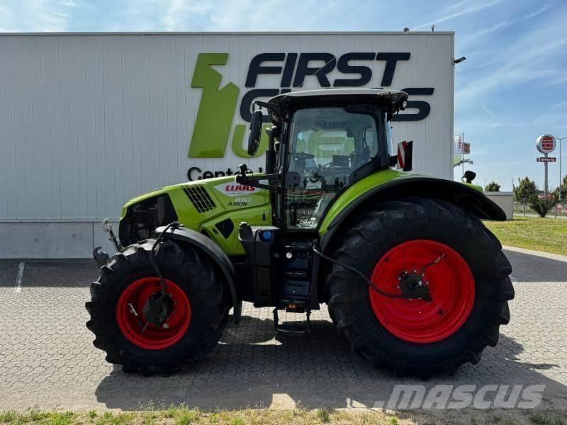 CLAAS AXION 830 Tractoare