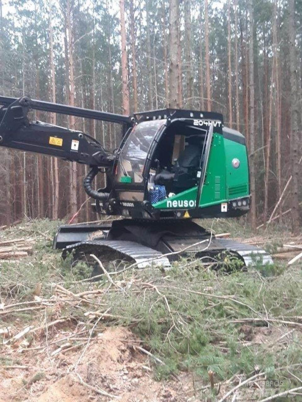 Neuson 204 HVT Combine forestiere