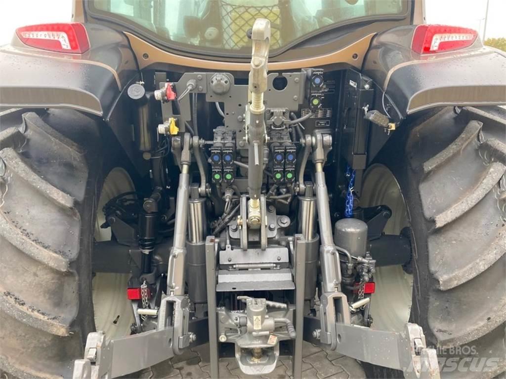 Valtra G115V Tractoare