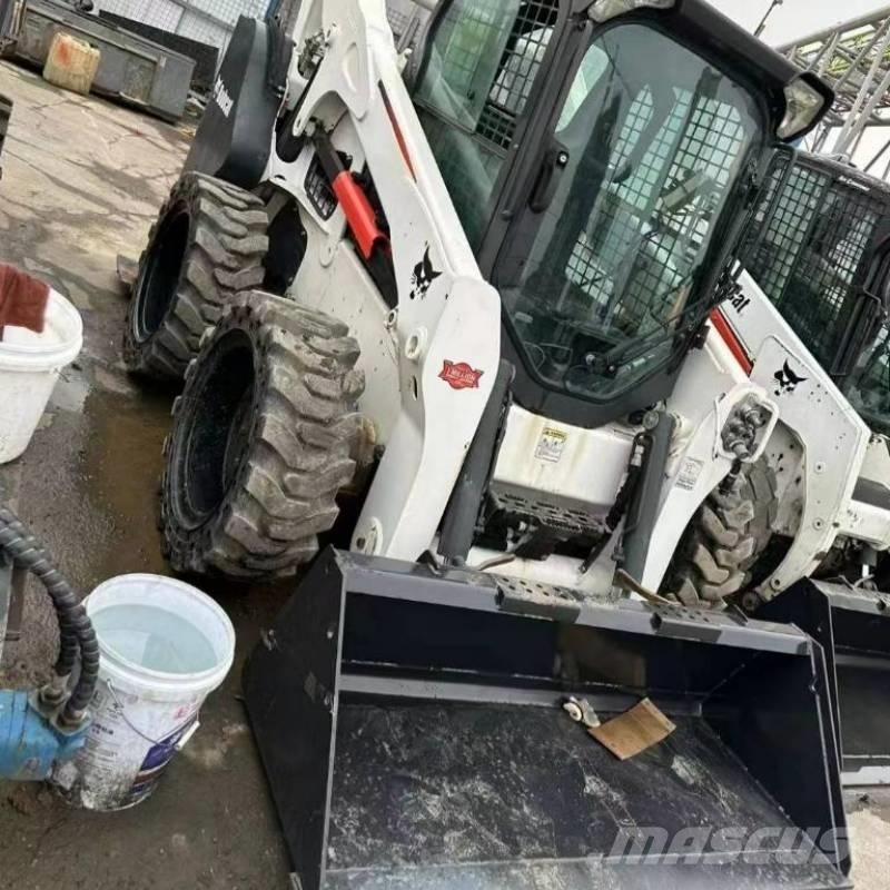 Bobcat S 750 Mini incarcator