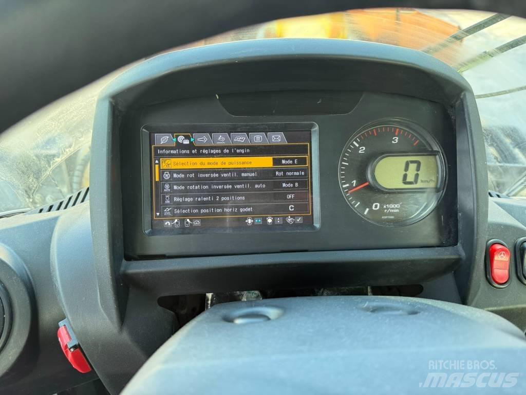 Komatsu WA 475-10E0 Incarcator pe pneuri