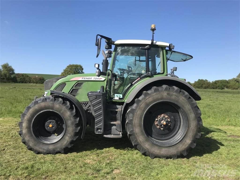 Fendt 724 Vario Tractoare