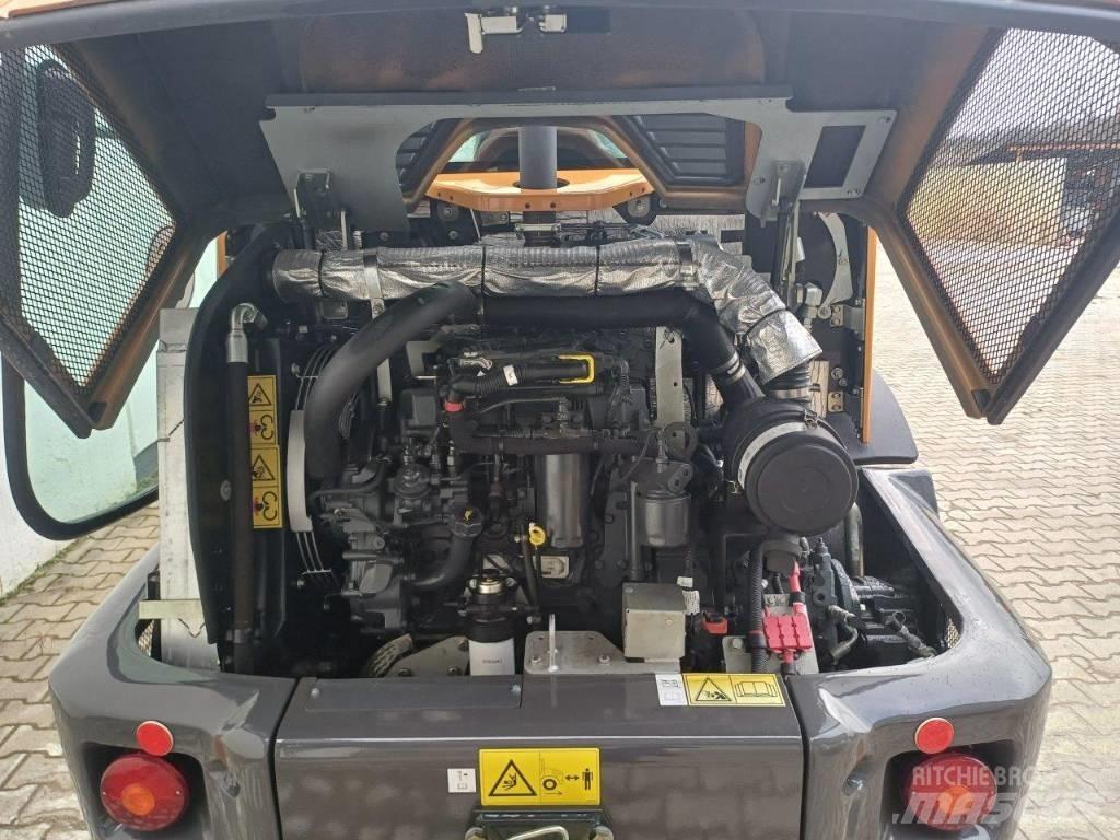CASE 21 FS Incarcator pe pneuri