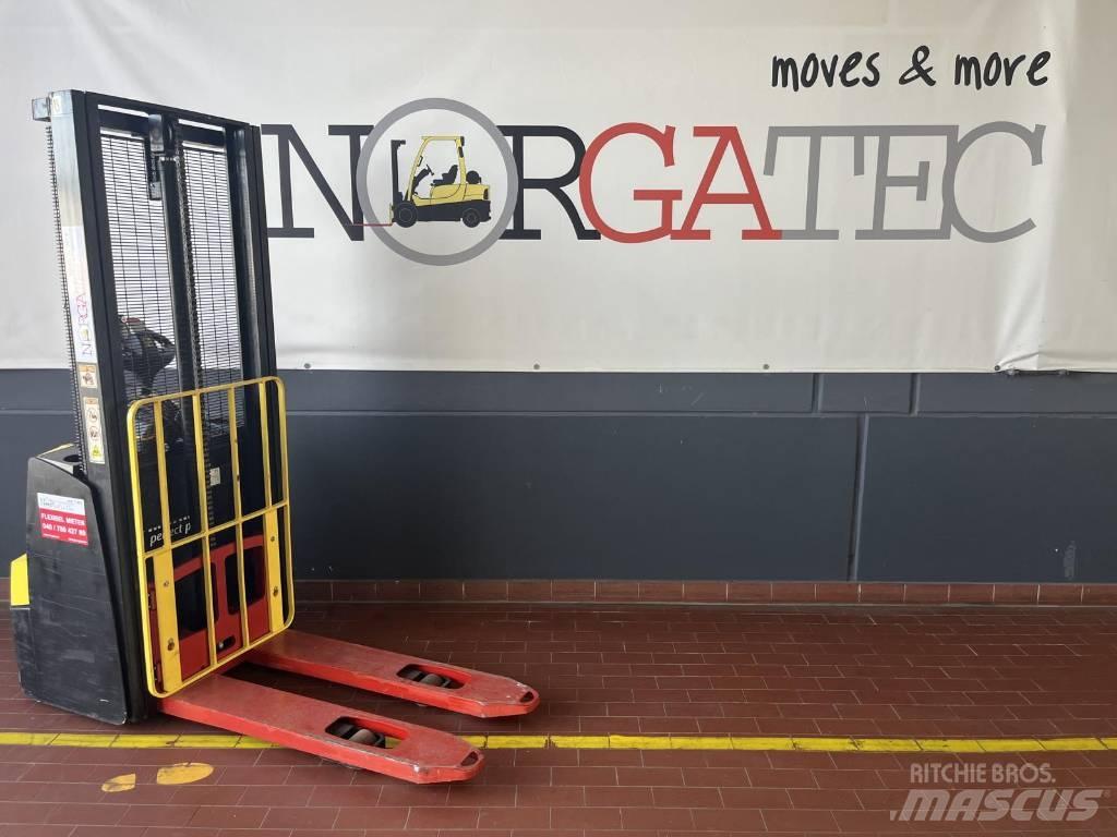 Hyster S1.0E Transpaleta manuala