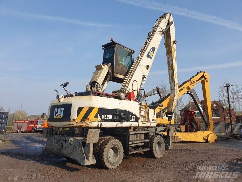 CAT M 325 D MH Paleta de manipulare