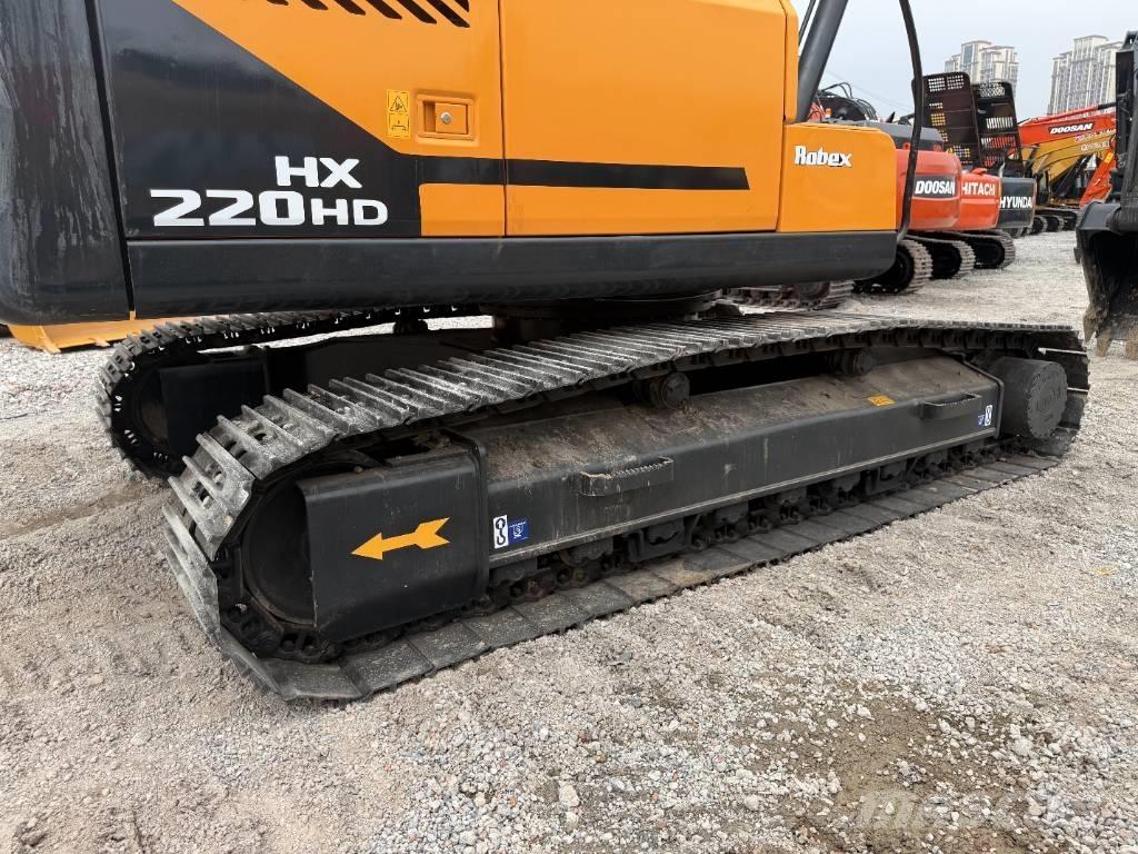 Hyundai HX 220 Excavatoare pe șenile
