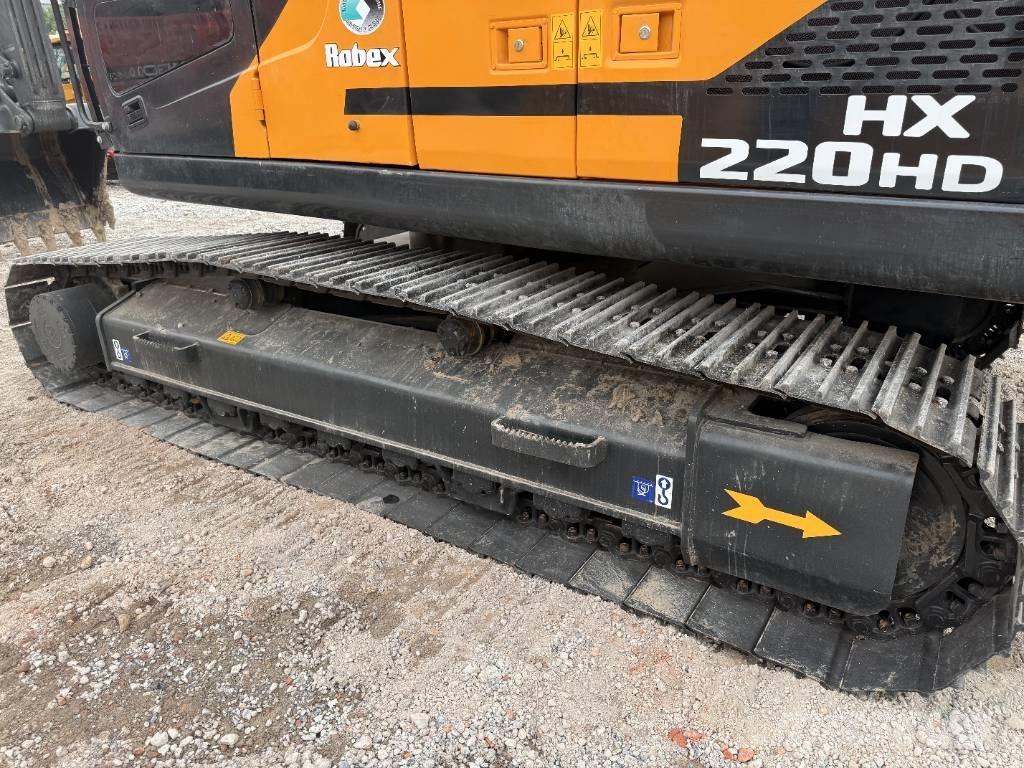 Hyundai HX 220 Excavatoare pe șenile
