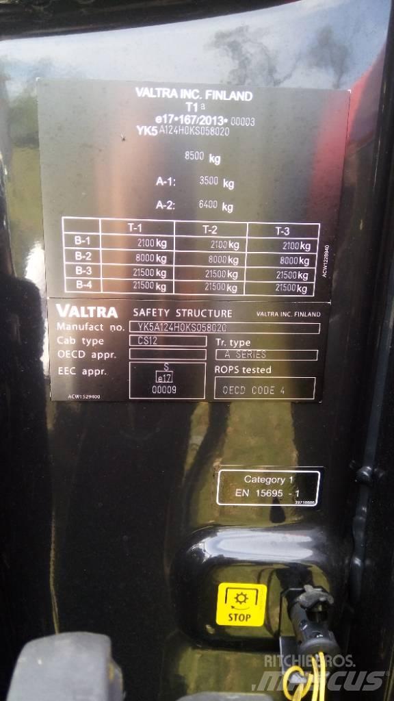 Valtra A 124 Tractoare