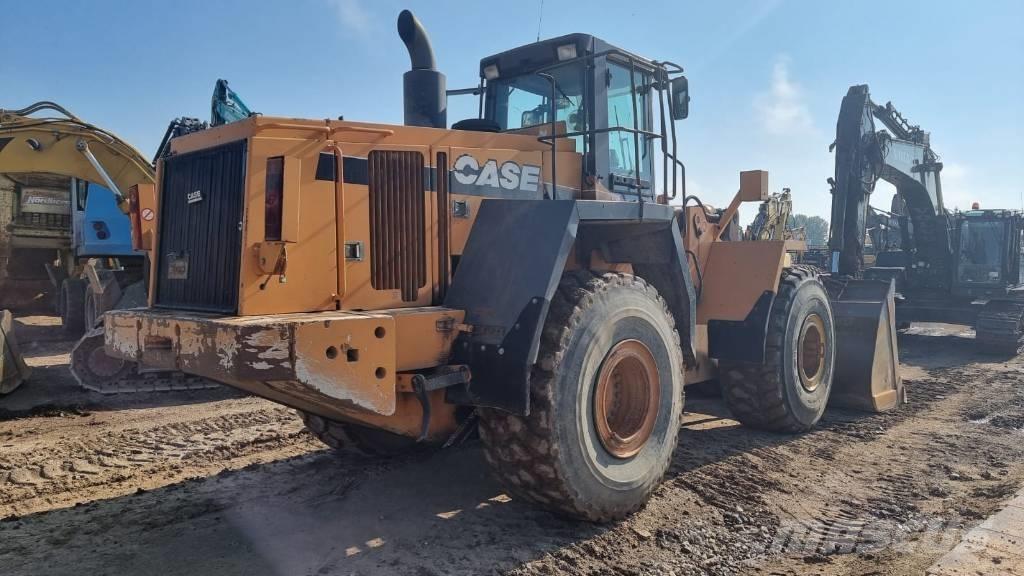 CASE 921 C Incarcator pe pneuri