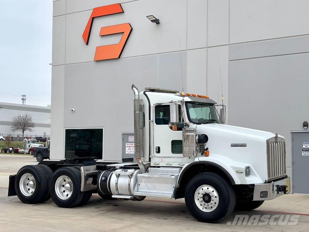 Kenworth T800 Autotractoare