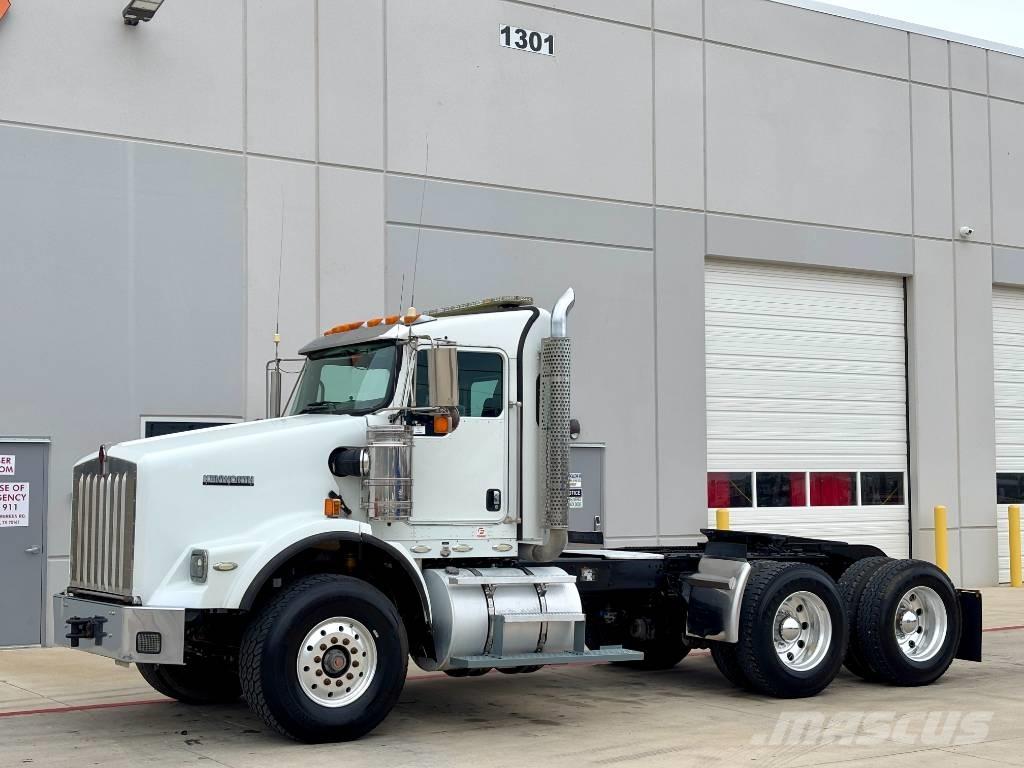 Kenworth T800 Autotractoare