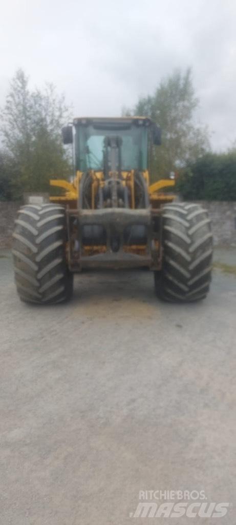 Volvo L 120 F Incarcator pe pneuri