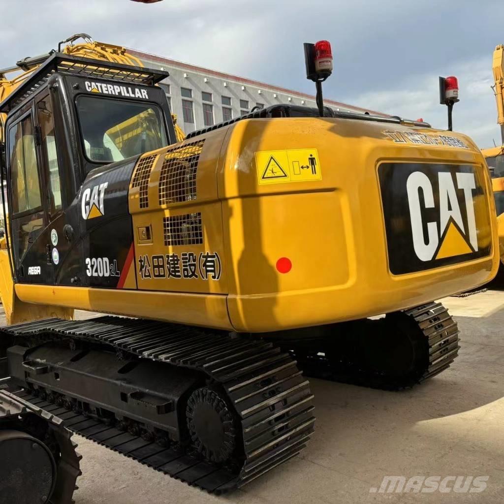CAT 320D Excavatoare pe șenile
