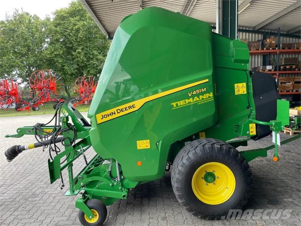 John Deere V451M Masina de balotat cilindric