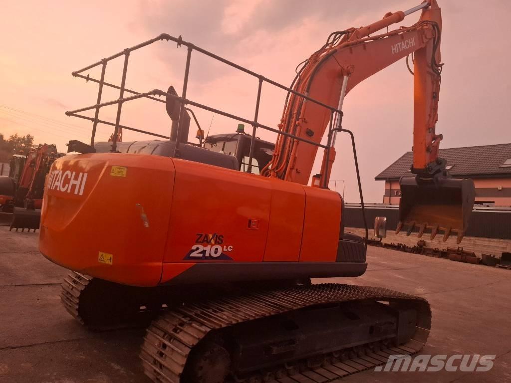 Hitachi 210LC Excavatoare pe șenile
