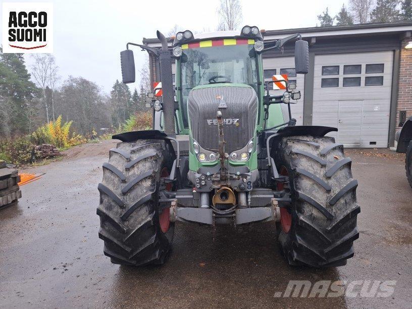 Fendt 828 Tractoare