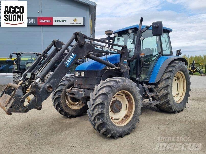 New Holland TS115 Tractoare