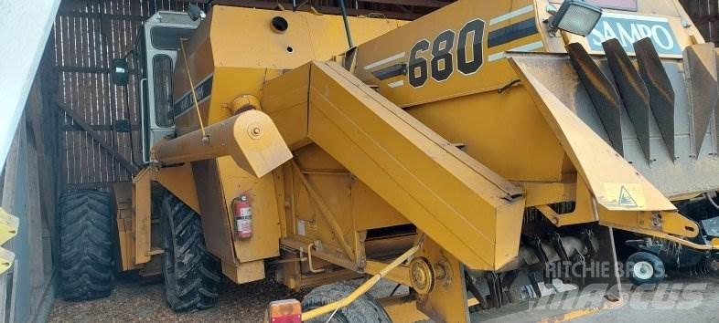 Sampo-Rosenlew 680 Combine de secerat