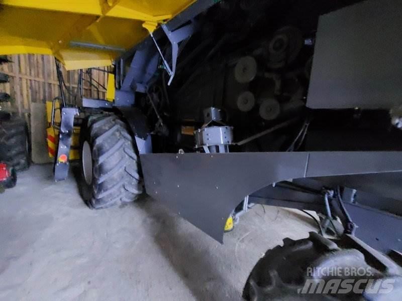 Sampo-Rosenlew C6 Combine de secerat