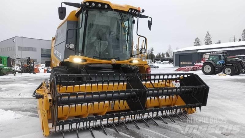 Sampo-Rosenlew C8 Combine de secerat