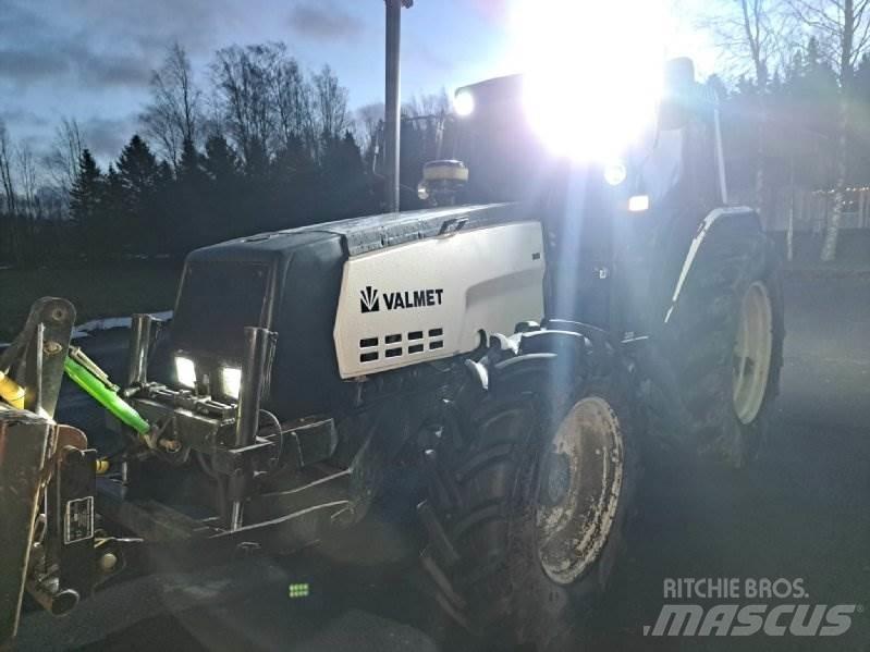 Valmet 8100 Tractoare