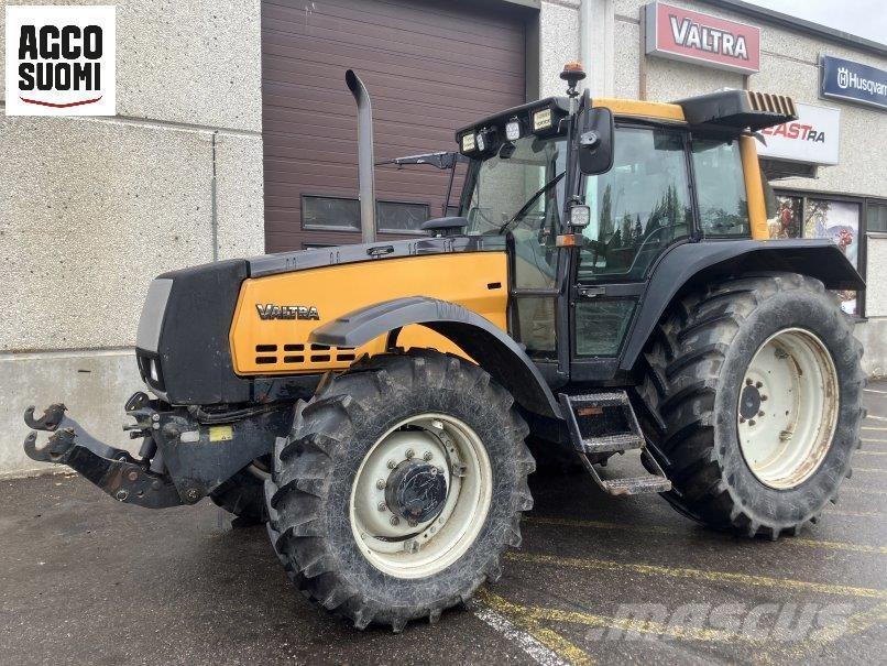 Valtra 8050 HITECH Tractoare