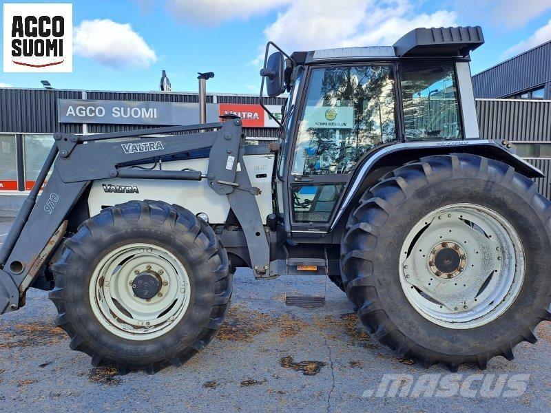 Valtra 8400 Tractoare