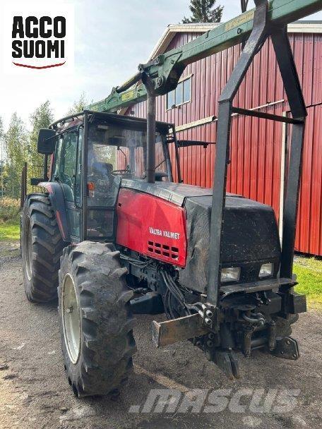 Valtra 8400 Tractoare