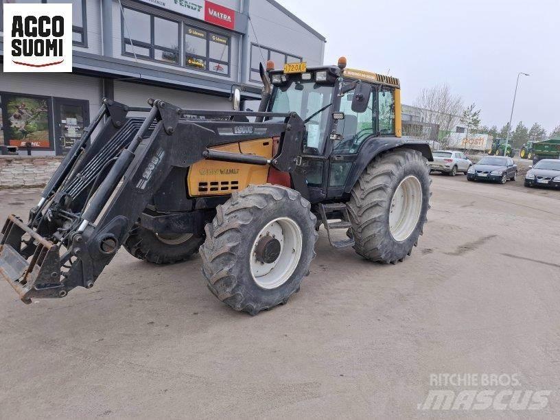 Valtra 8450 HITECH Tractoare