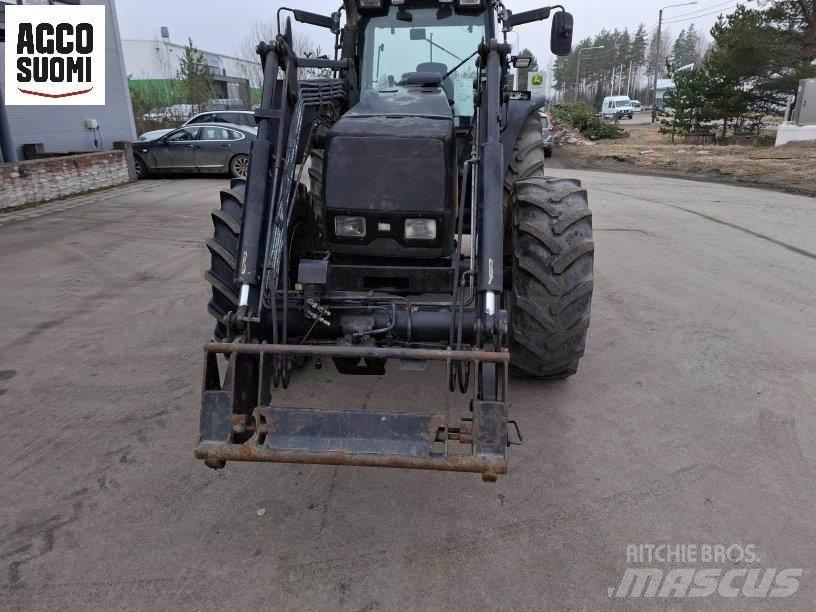 Valtra 8450 HITECH Tractoare