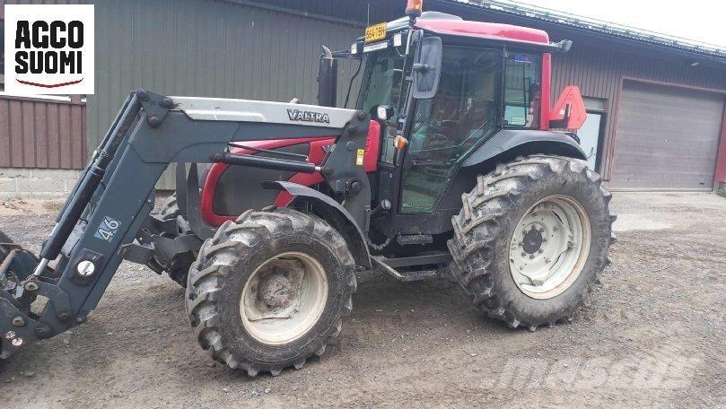 Valtra A93 Tractoare