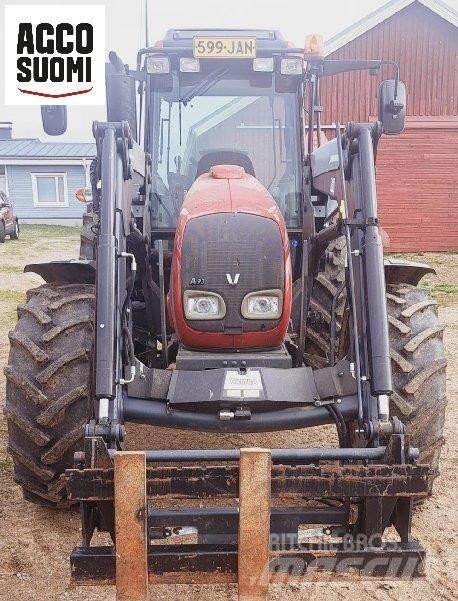 Valtra A93 H Tractoare