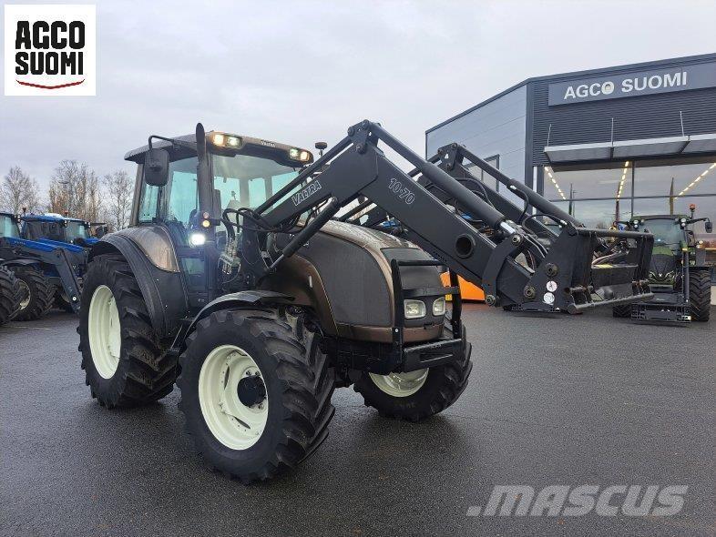 Valtra M120 Tractoare