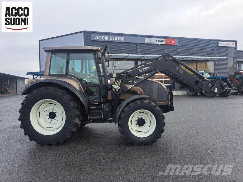 Valtra M120 Tractoare