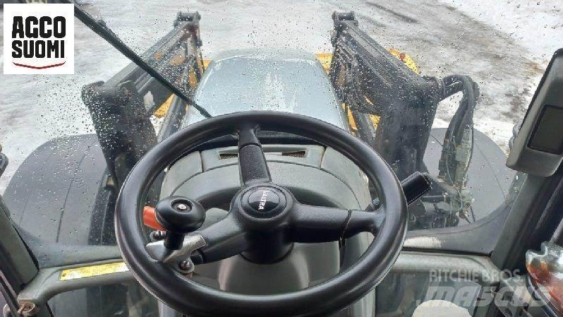 Valtra M150 Tractoare