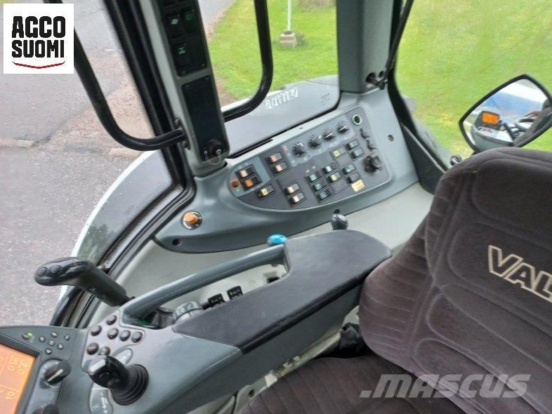 Valtra N141 A Tractoare