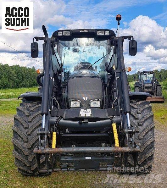 Valtra N141 H Tractoare