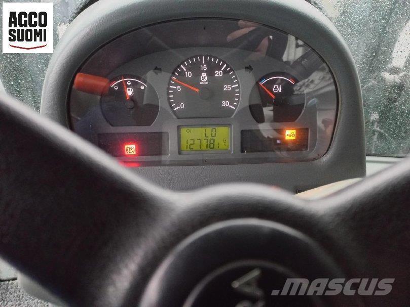 Valtra N141 H Tractoare