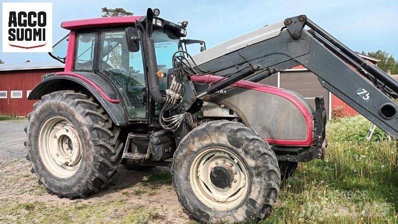 Valtra T151 H Tractoare
